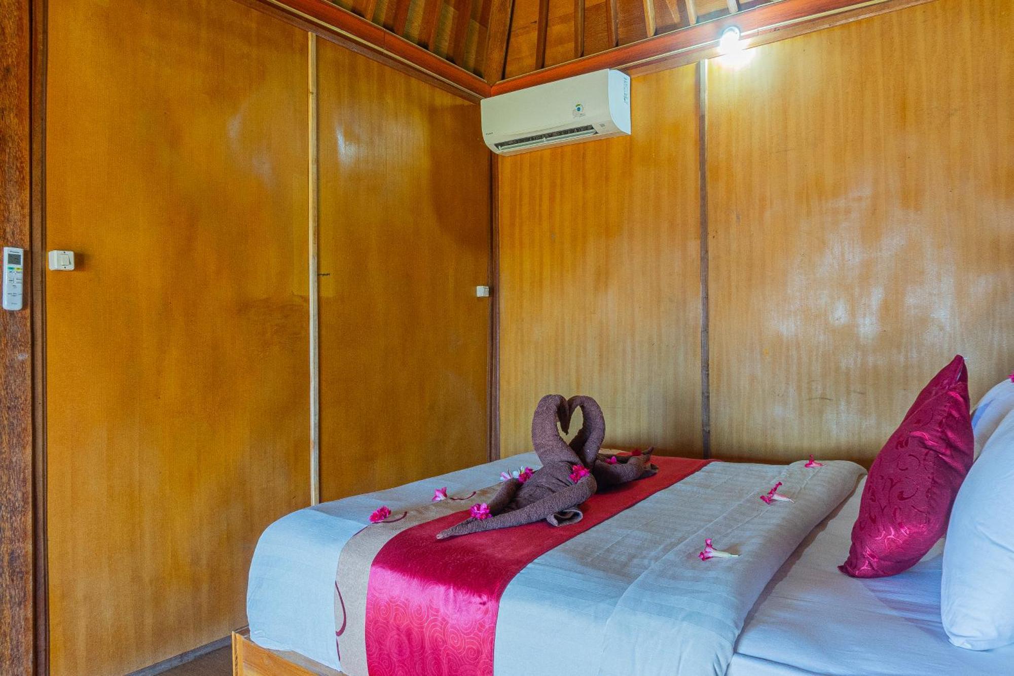 Manta Cottages With Sea View Batununggul Exteriér fotografie